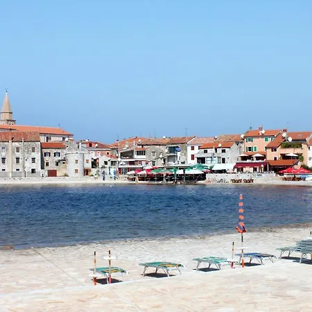 Apartment For Families With Children Finida, - 7019 Umag