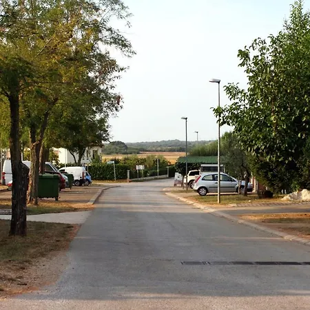 Apartment For Families With Children Finida, - 7019 Umag